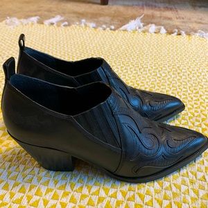 Marc fisher bootie